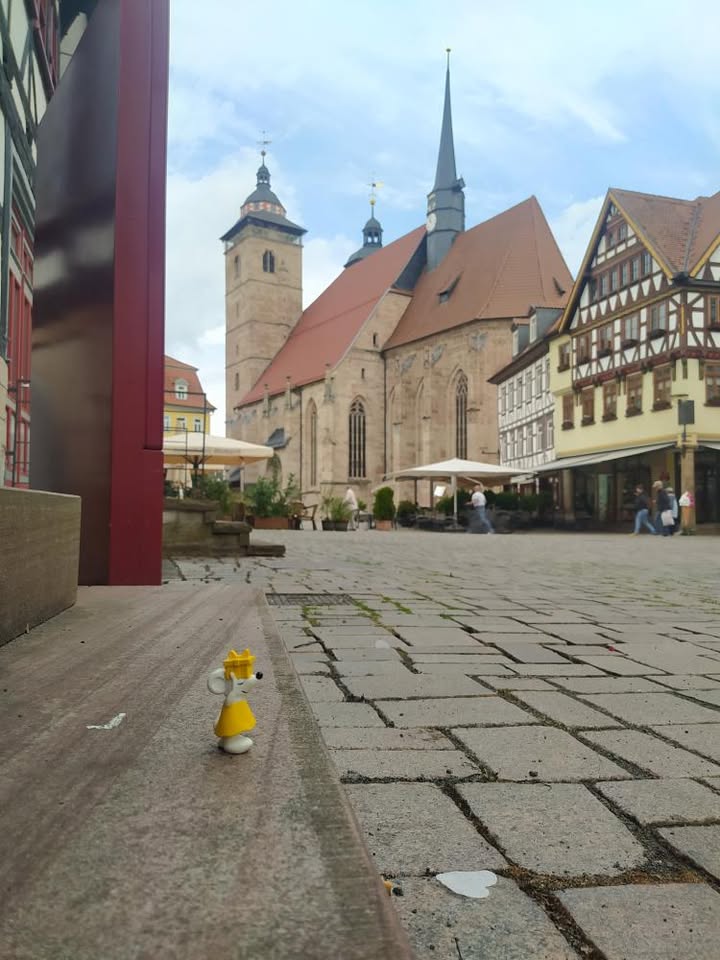 🧳 Manfred auf Reisen: Marktplatz Schmalkalden mit Blick auf St. Georg