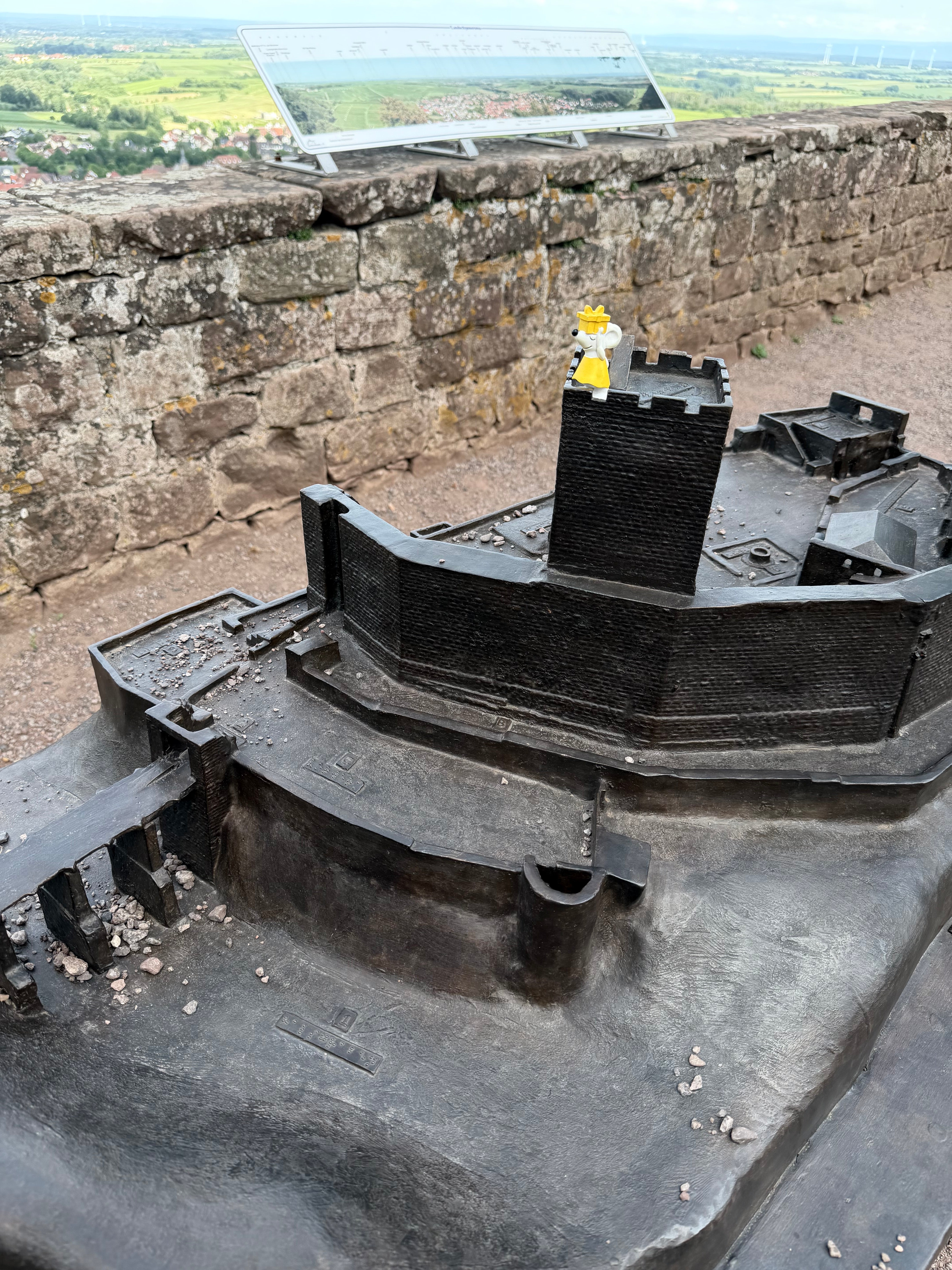 🐭🏰 Manfred auf Burg Landeck