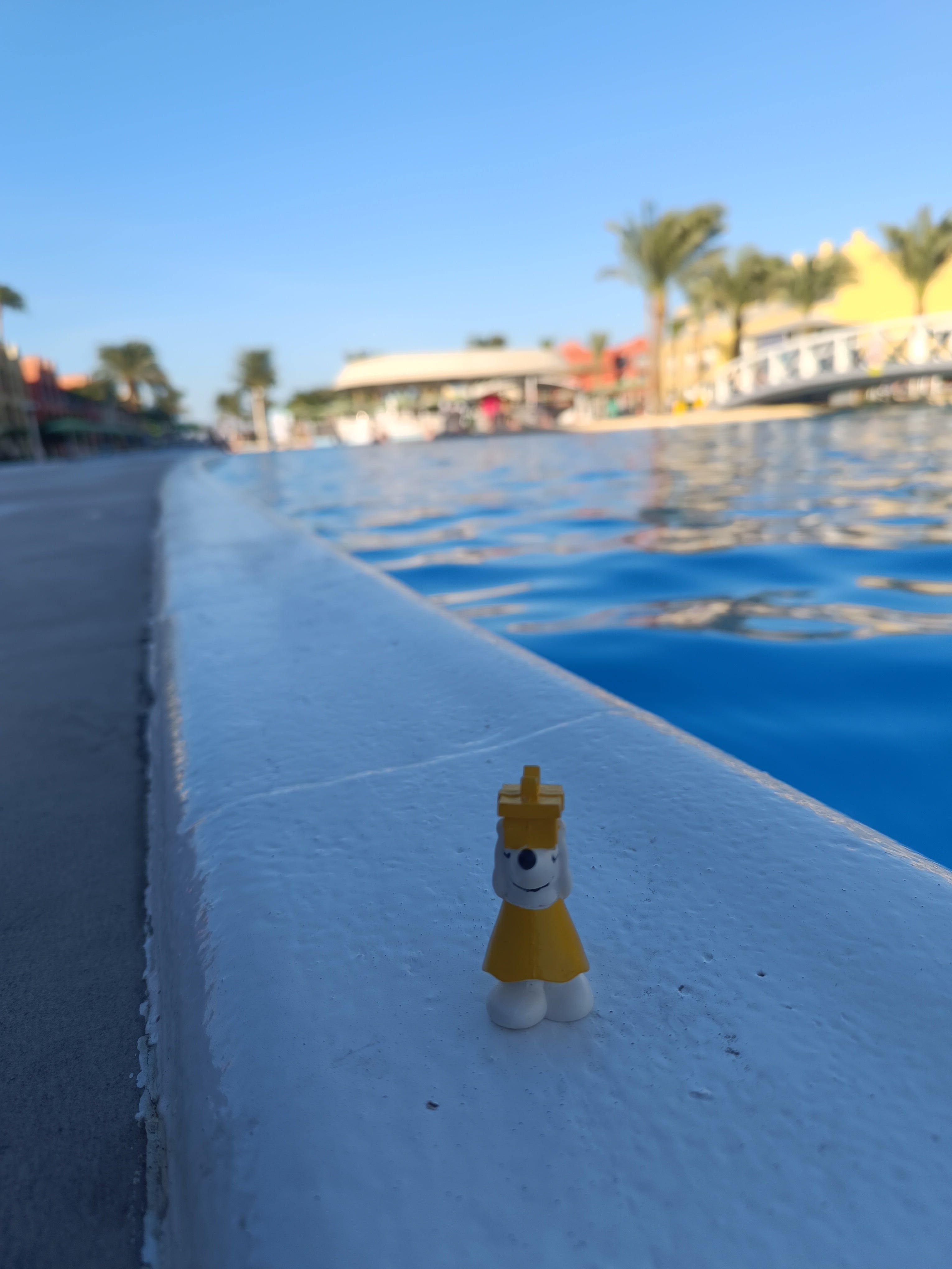 ✈️ Grüße aus Ägypten – Manfreds Poolabenteuer in Hurghada
