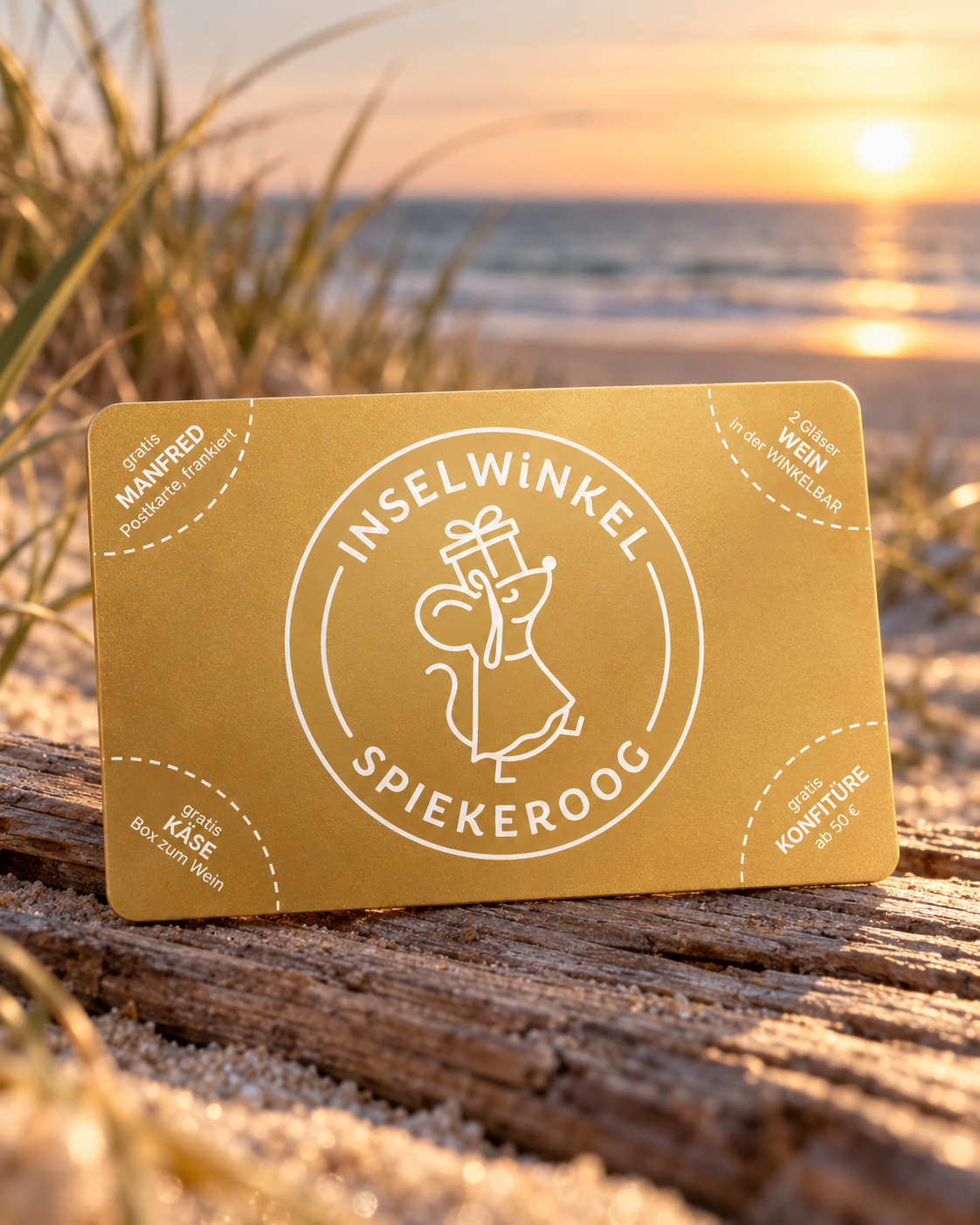 INSELWiNKEL Goldkarte Edition Inselzeit, Vorderseite mit Manfred-Siegel und vier Goodie-Ecken, am Strand von Spiekeroog
