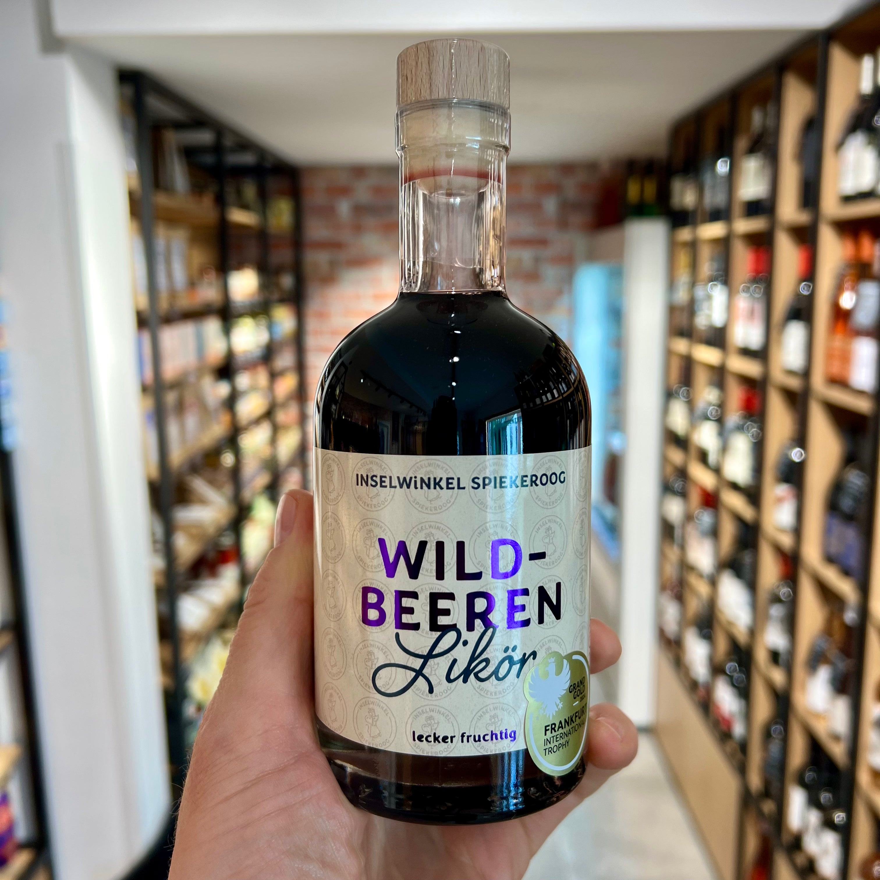 INSELWiNKEL Wildbeeren Likör 20% vol. - 0,35l